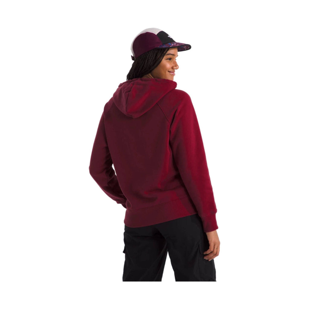 The North Face Women's Evolution Hoodie - Beetroot - Lenny's Shoe & Apparel