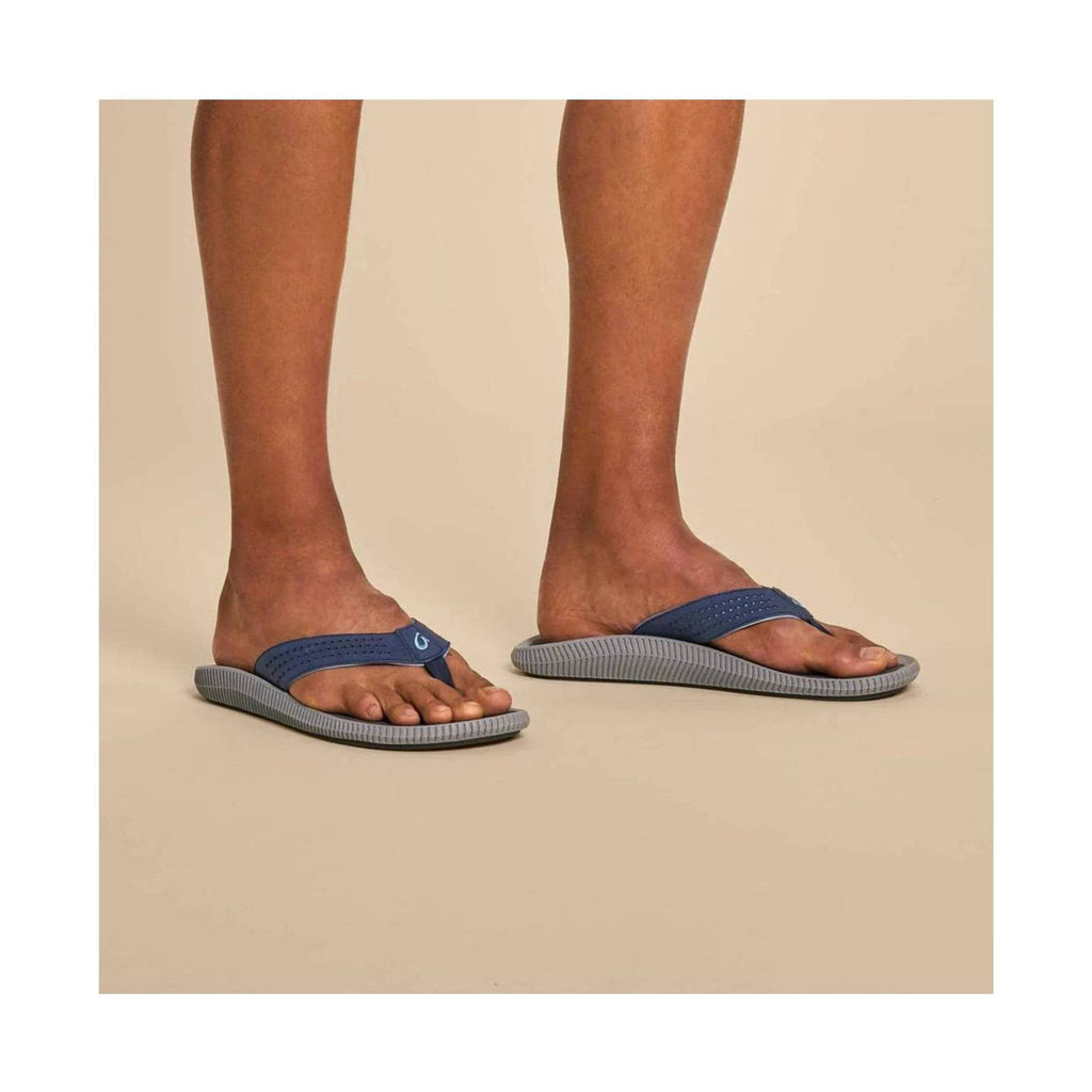 Olukai Men's Ulele Flip Flop - Blue Depth / Charcoal - Lenny's Shoe & Apparel